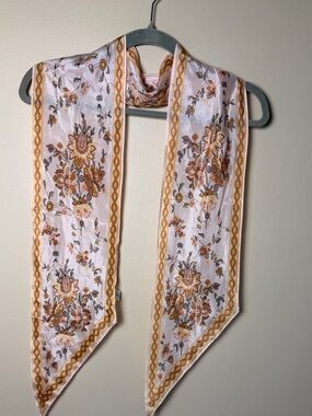 Oscar de la Renta Silk Scarf Floral Long Skinny Pink Gold Made in Japan